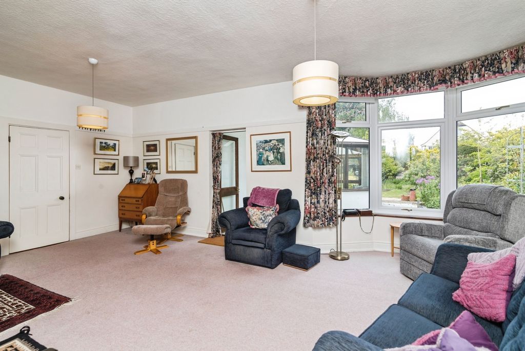 Additional image 8 of 5 bed detached house for saleUpper Grange Road, Beccles, Suffolk NR34
