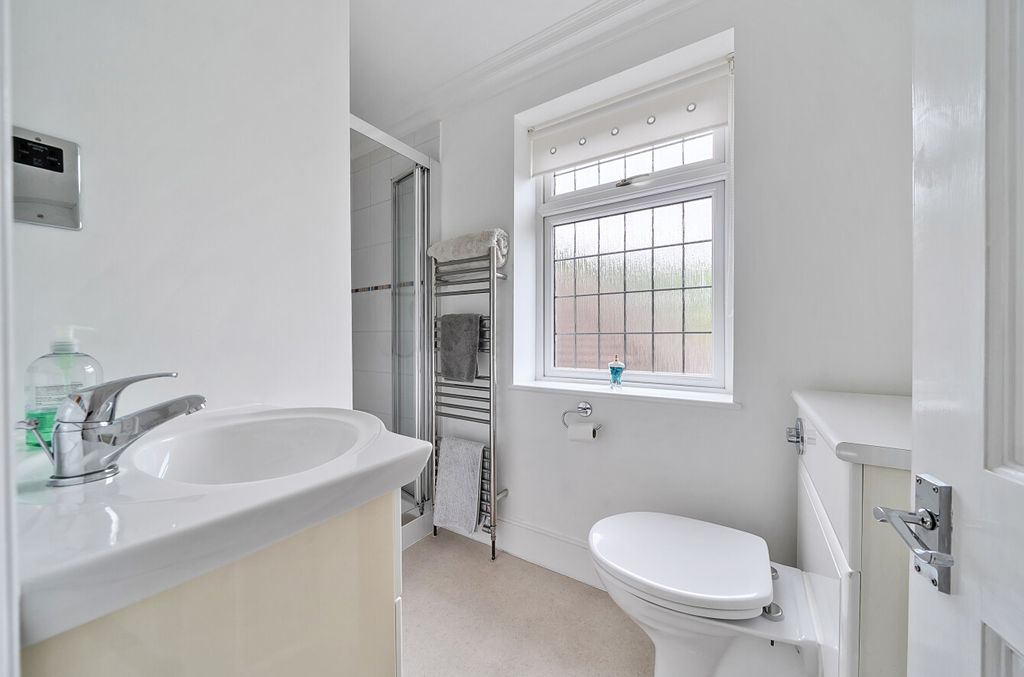 Additional image 21 of 4 bed detached house for saleOakley Road, Bromley Common, Kent BR2