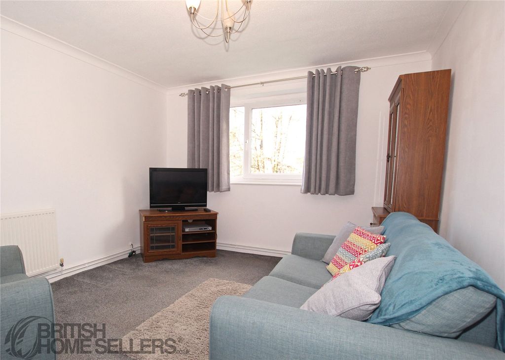 Additional image 4 of 1 bed flat for saleBlack Rocks Avenue, Matlock, Derbyshire DE4