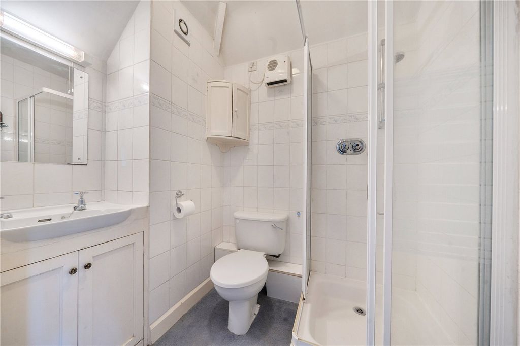 Additional image 16 of 3 bed bungalow for saleQueens Road, Alton, Hampshire GU34