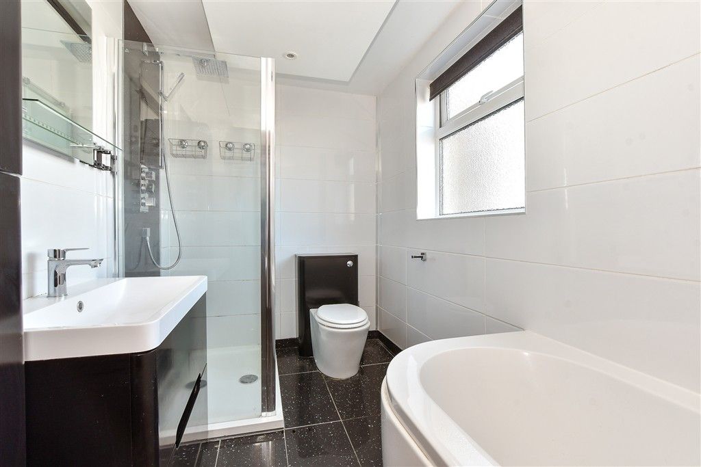 Additional image 10 of 2 bed maisonette for saleMarlborough Road, Ryde, Isle Of Wight PO33