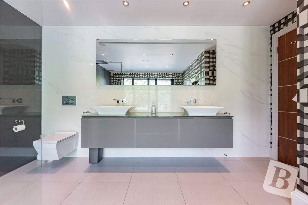 Additional image 11 of 5 bed detached house for saleNelmes Road, Emerson Park RM11