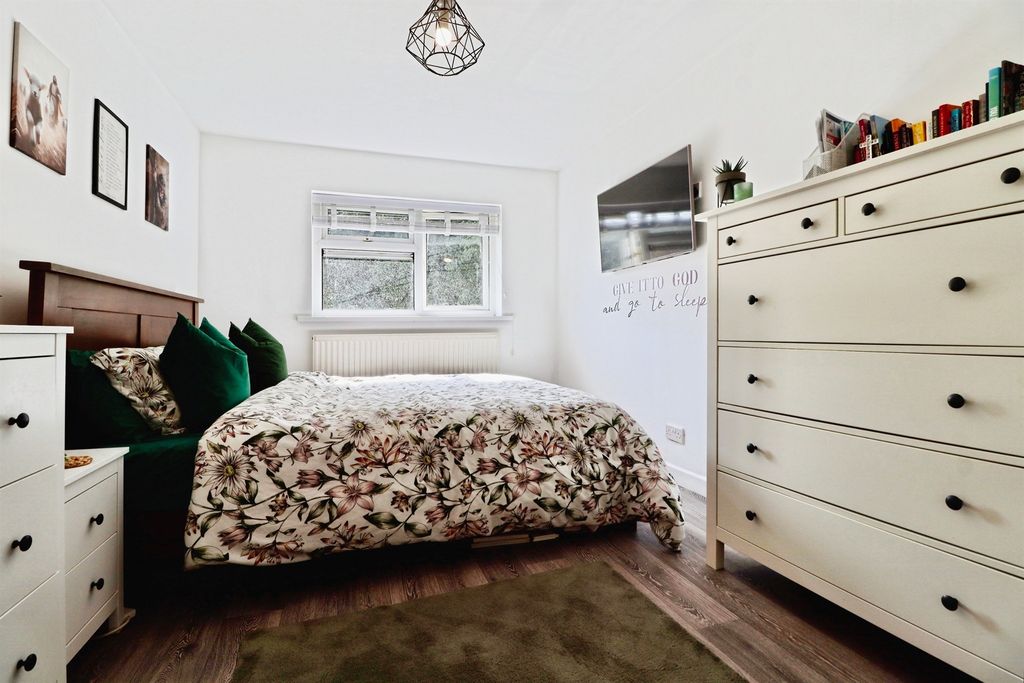 Additional image 13 of 2 bed maisonette for saleGarth Newydd, Gwaelod-Y-Garth, Cardiff CF15
