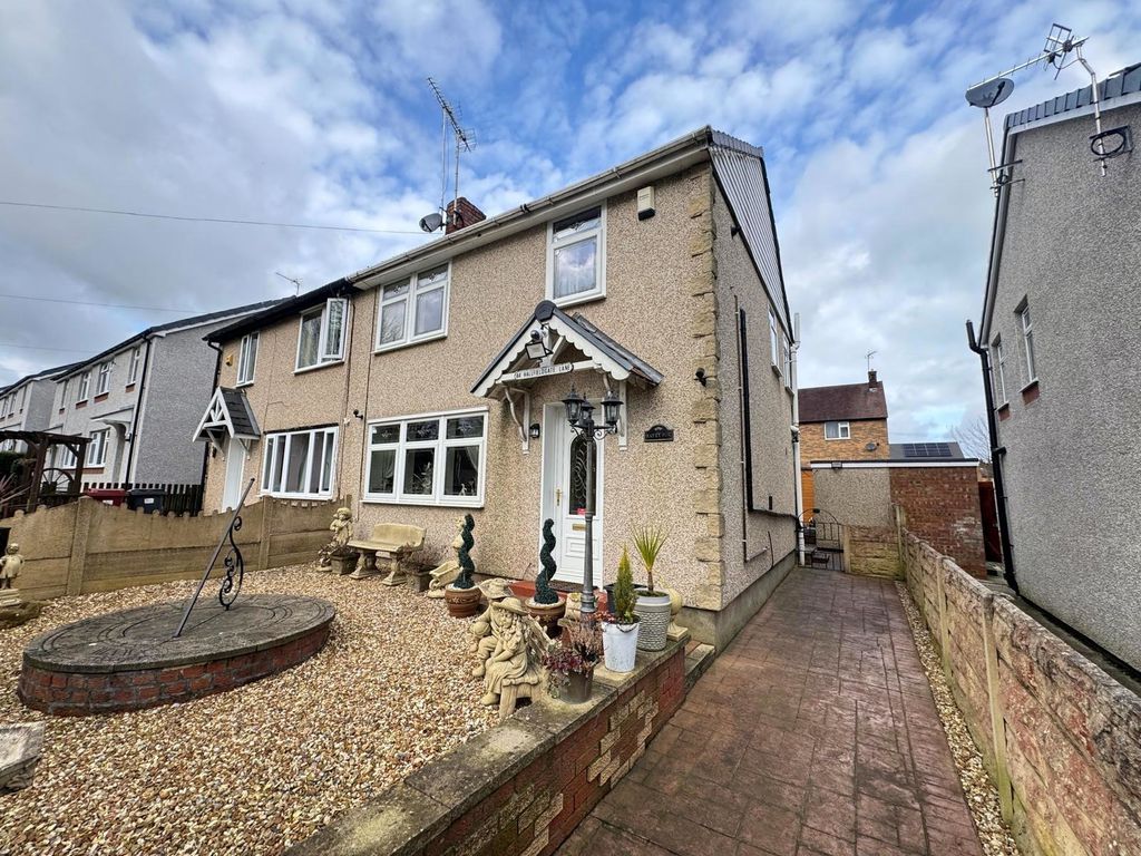 Additional image 2 of 3 bed semi-detached house for saleHallfieldgate Lane, Shirland DE55