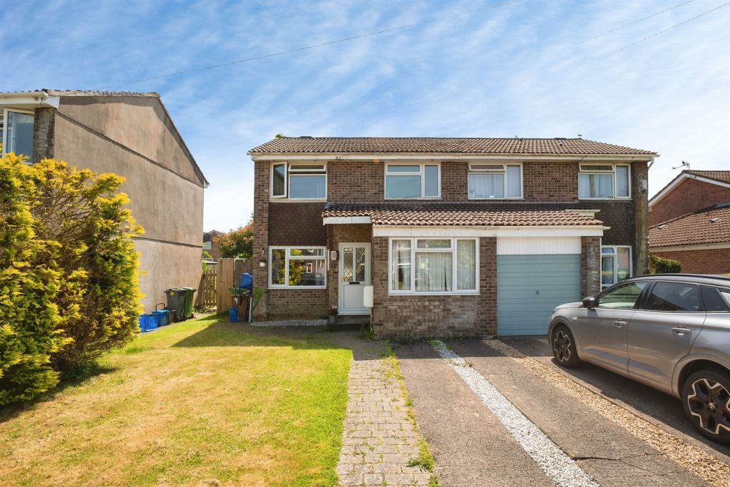 3 bed semi-detached house for saleCefn Penuel, Pentyrch, Cardiff CF15