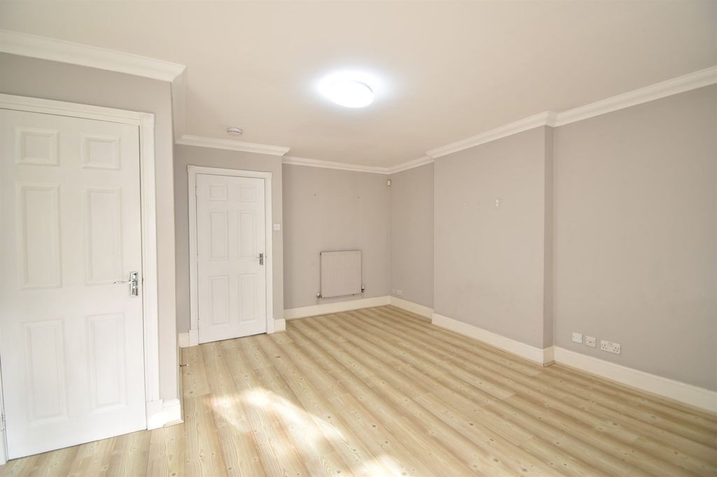 Additional image 5 of 3 bed town house for saleArderne Place, Alderley Edge SK9