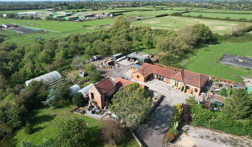6 bed detached house for saleBristol Road, Rooksbridge, Axbridge, Somerset BS26