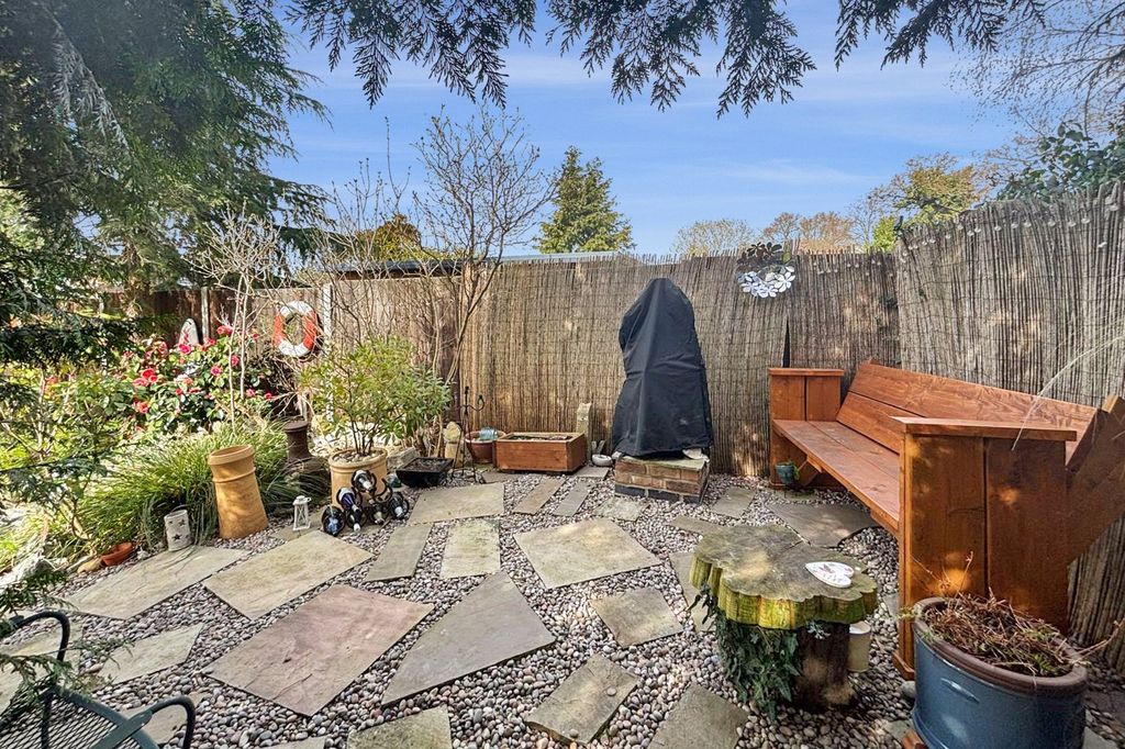 Additional image 18 of 4 bed bungalow for saleSelborne Avenue, Bexley, Kent DA5
