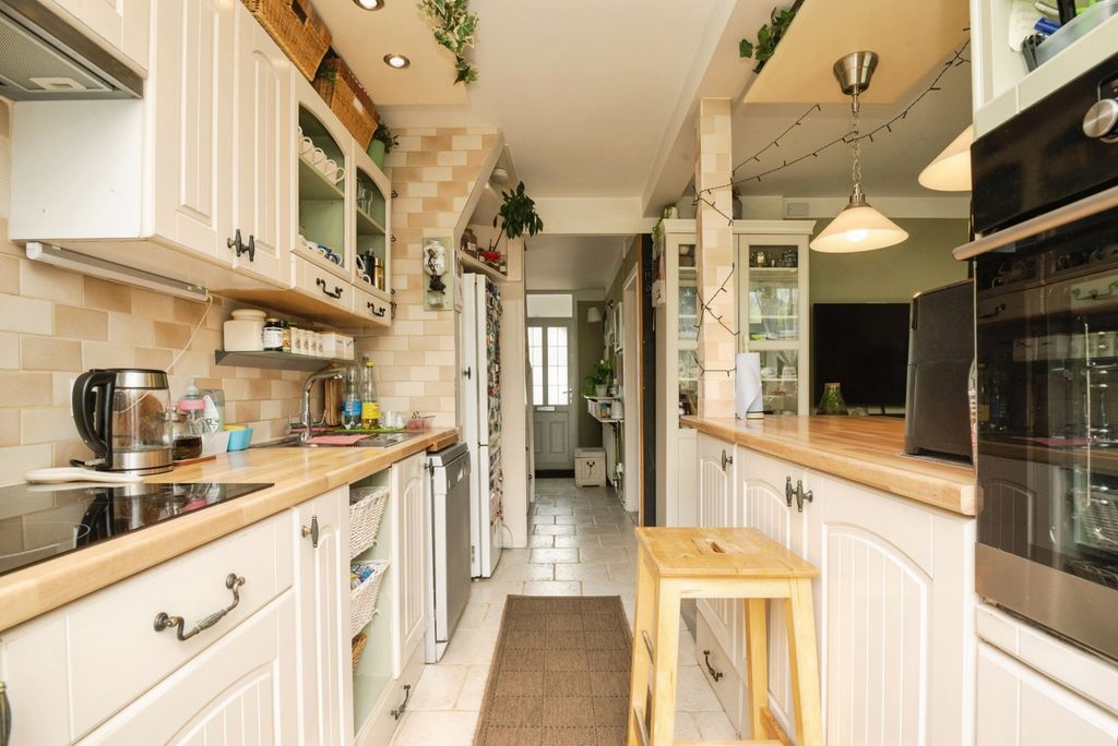 Additional image 5 of 3 bed end terrace house for saleThompson Avenue, Newport NP19