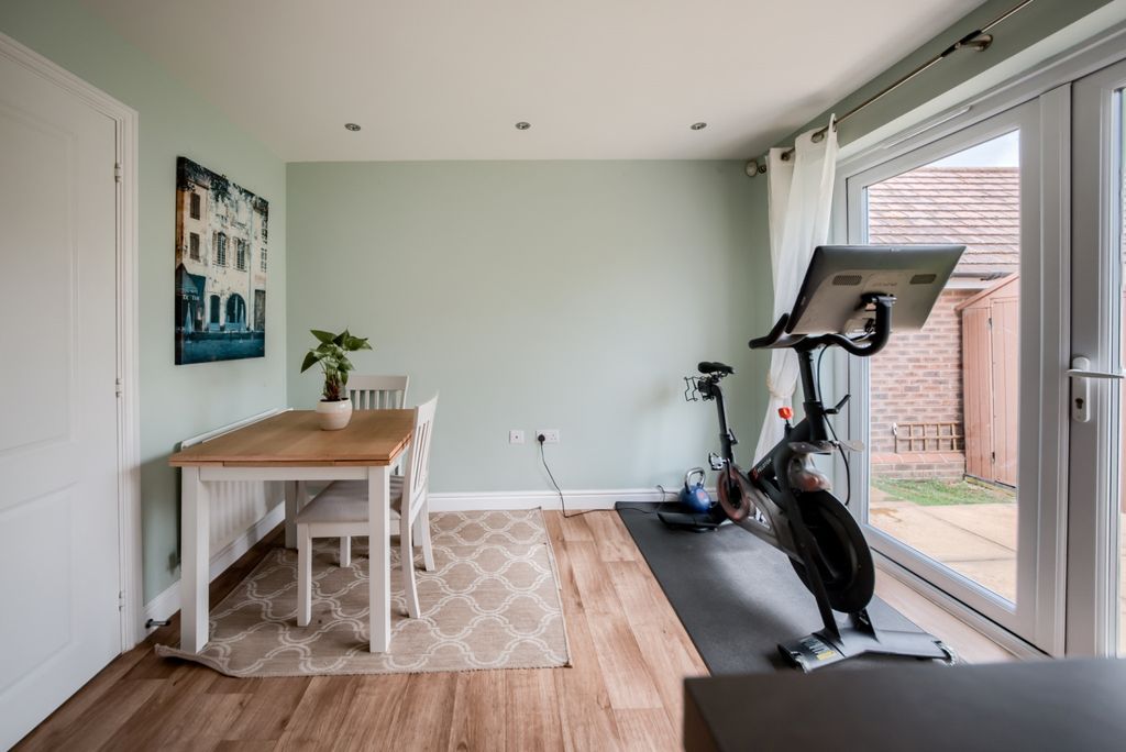 Additional image 5 of 3 bed semi-detached house for saleBoehm Drive, Alcester B49