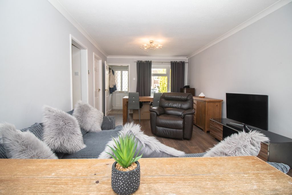 Additional image 3 of 3 bed semi-detached house for saleCefn Penuel, Pentyrch, Cardiff CF15