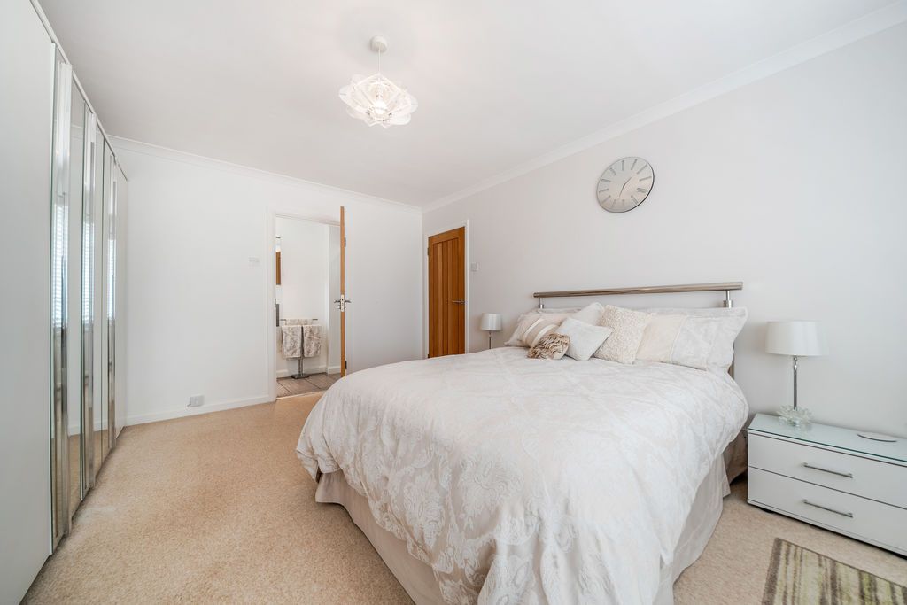 Additional image 13 of 4 bed detached house for saleHartshill, Bedford MK41