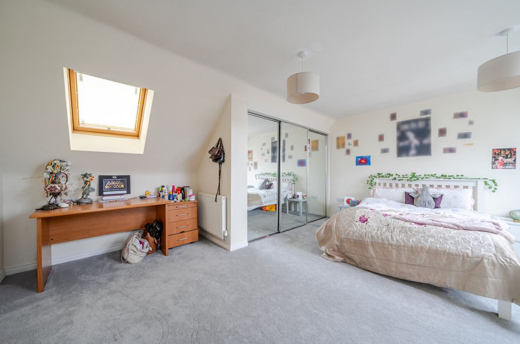Additional image 16 of 6 bed detached house for saleGalingale View, Newcastle-Under-Lyme ST5