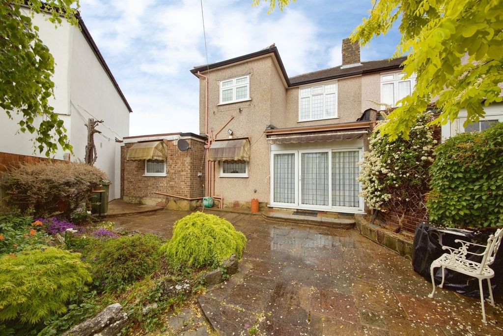 Additional image 14 of 3 bed end terrace house for saleWoodbridge Road, Barking IG11