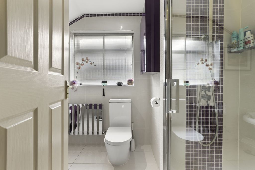 Additional image 28 of 4 bed link detached house for saleWestbury Lane, Buckhurst Hill IG9