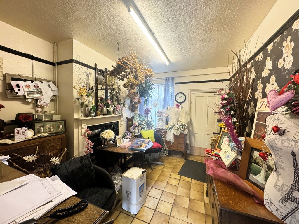 Additional image 4 of Studio for saleHigh Street, South Normanton DE55