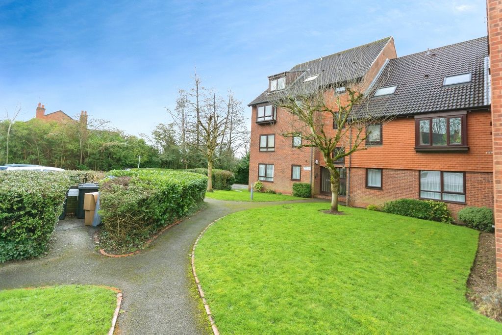 2 bed flat for saleBaldwin Road, Birmingham, West Midlands B30