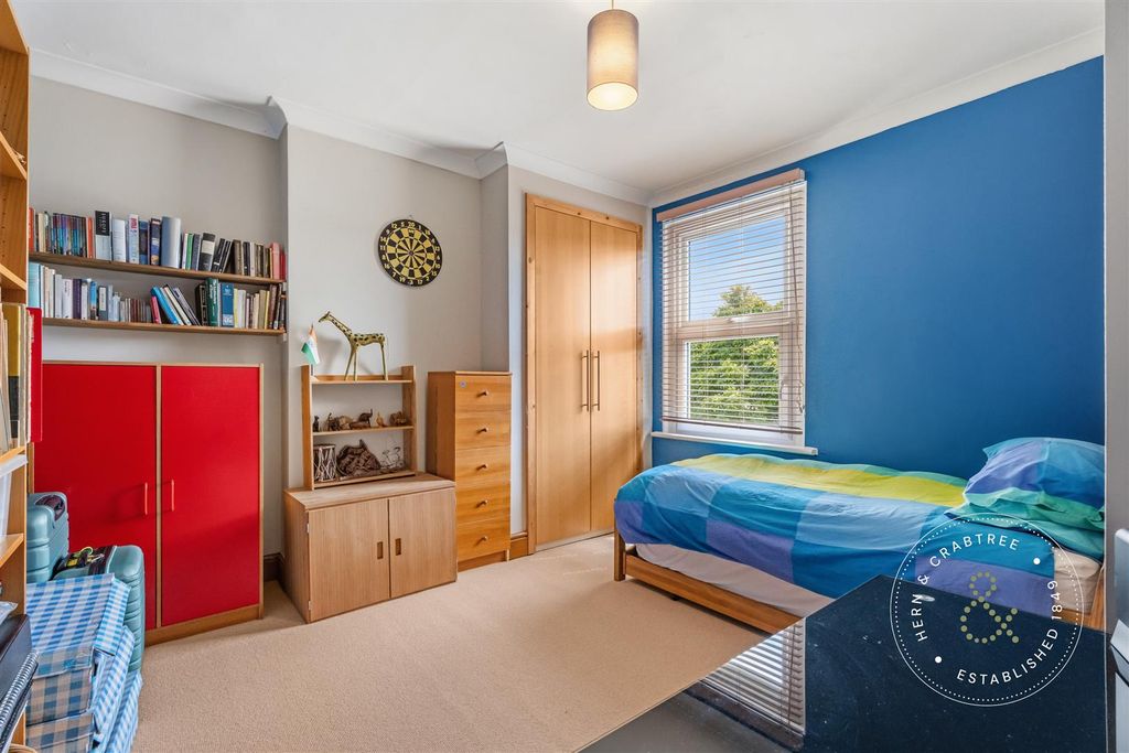 Additional image 20 of 4 bed terraced house for salePen Y Bryn Road, Heath, Cardiff CF14