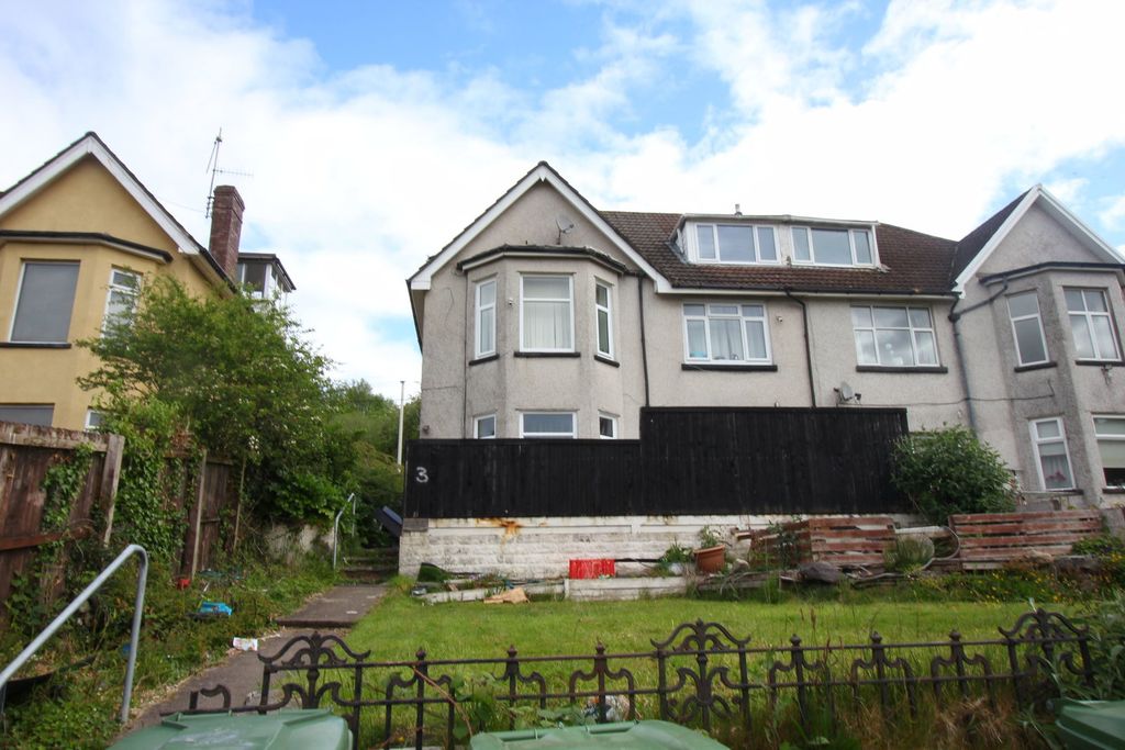 Additional image 4 of 5 bed semi-detached house for saleTyn-Y-Wern Villas, Trethomas, Caerphilly CF83
