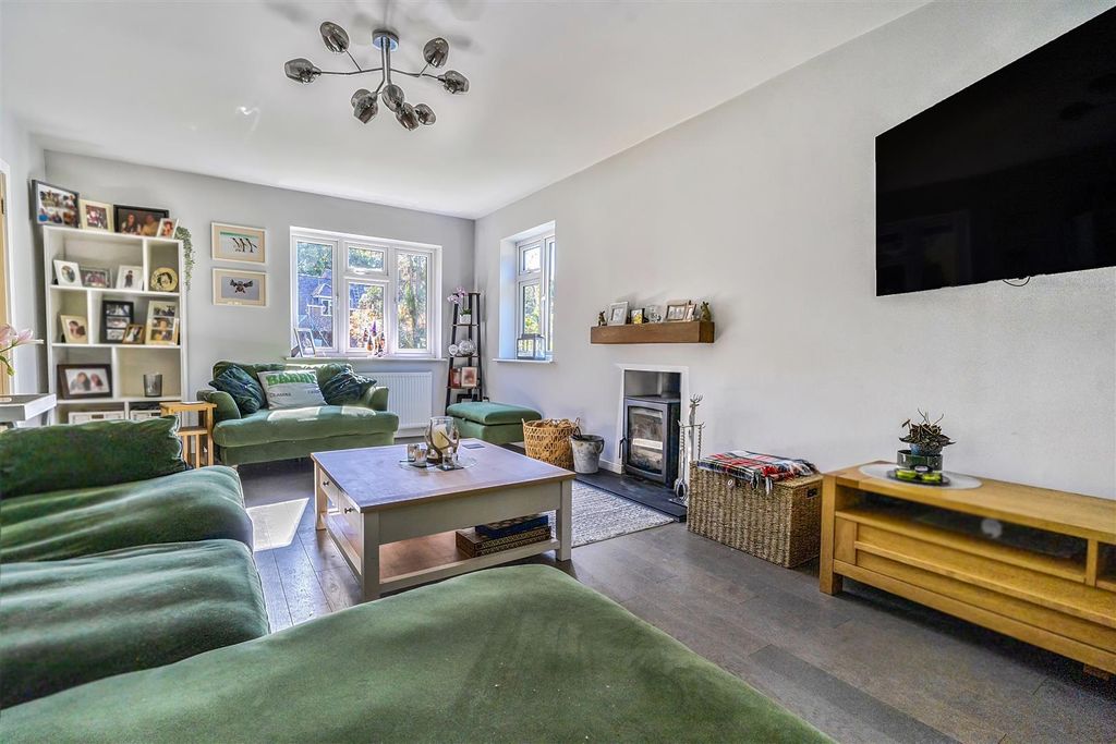 Additional image 15 of 5 bed detached house for saleClarewood Drive, Camberley, Surrey GU15