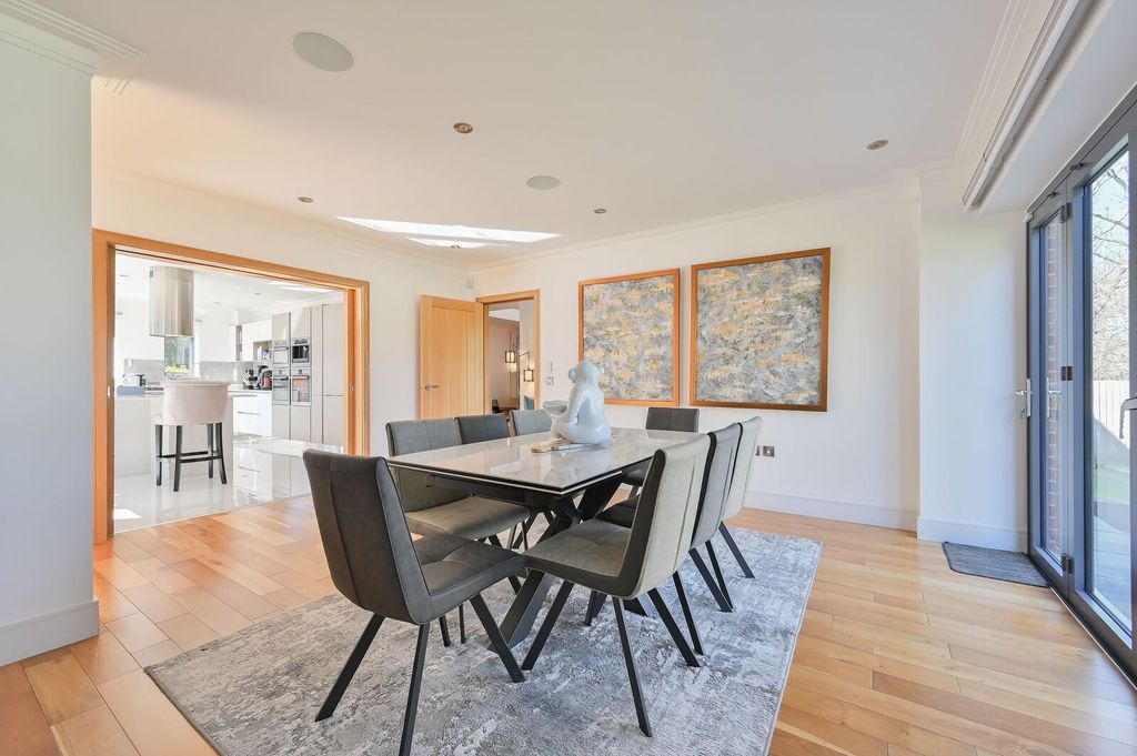 Additional image 8 of 5 bed detached house for saleThe Harlequins, Sandy Lane, Bushey WD23