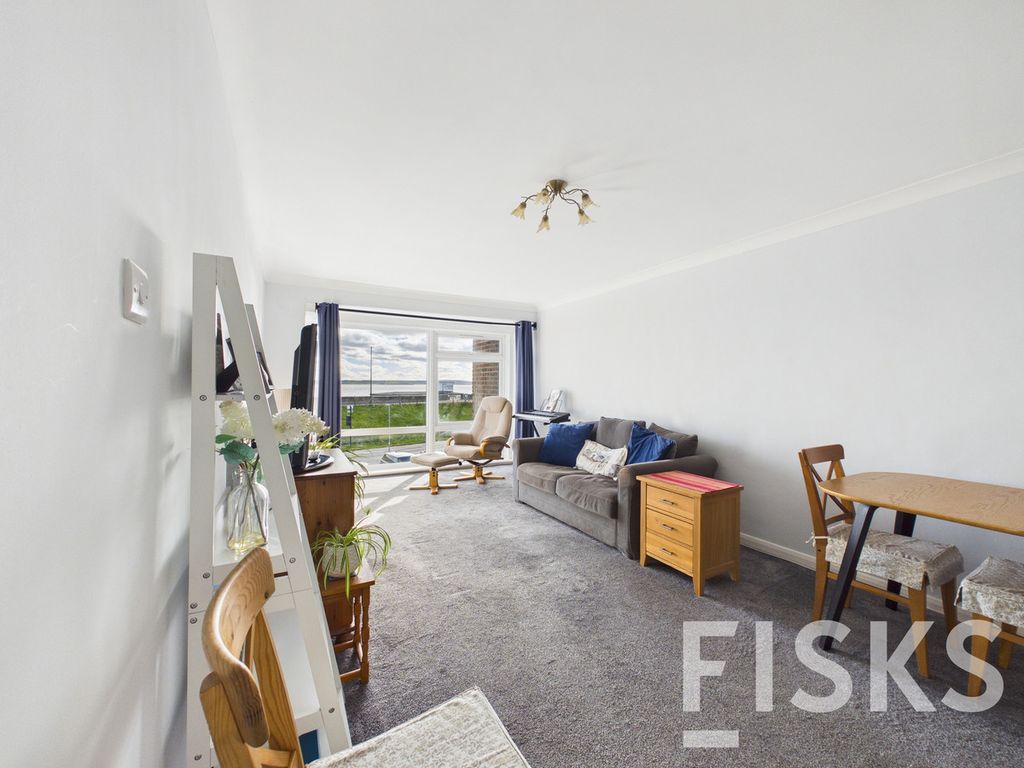Additional image 2 of 2 bed flat for saleEastern Esplanade, Canvey Island SS8