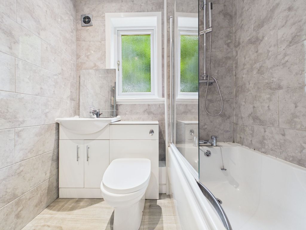 Additional image 14 of 2 bed flat for saleDarragh Green, Newmains, Wishaw ML2