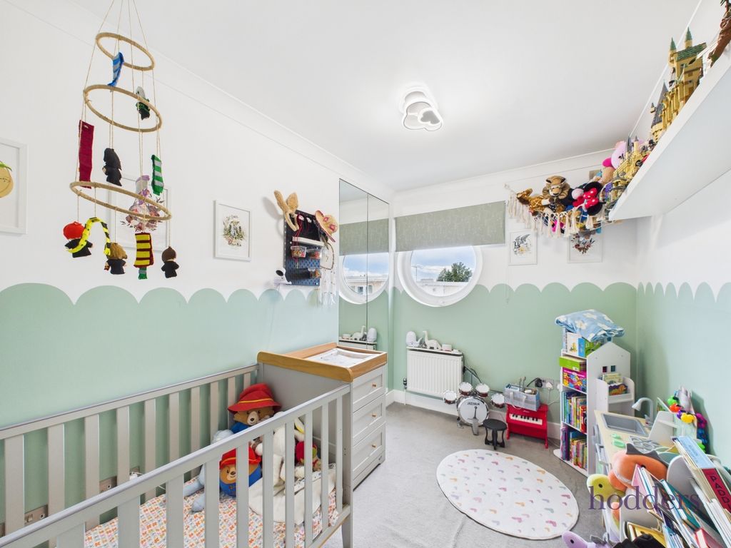 Additional image 10 of 2 bed flat for saleIsis House, Bridge Wharf, Chertsey, Surrey KT16