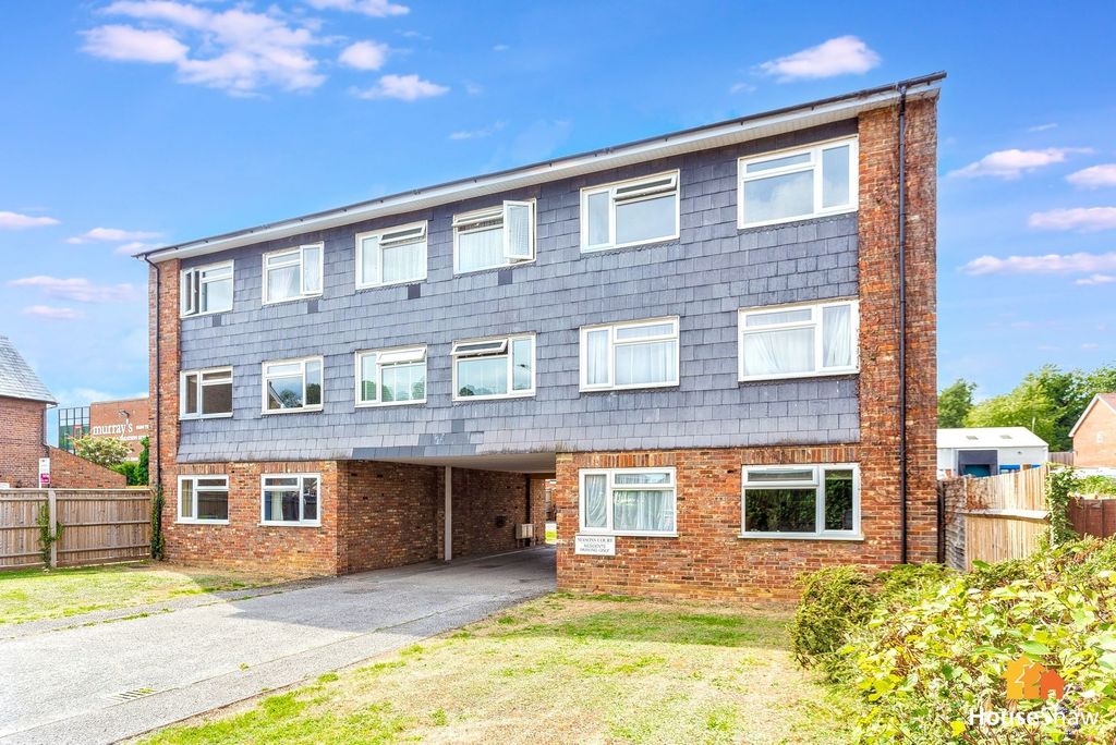 3 bed flat for saleBerkhampstead Road, Chesham HP5