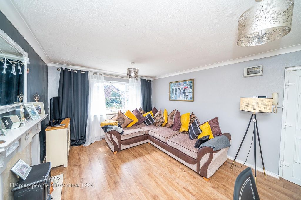 Additional image 3 of 2 bed flat for saleCannock Road, Heath Hayes, Cannock WS12