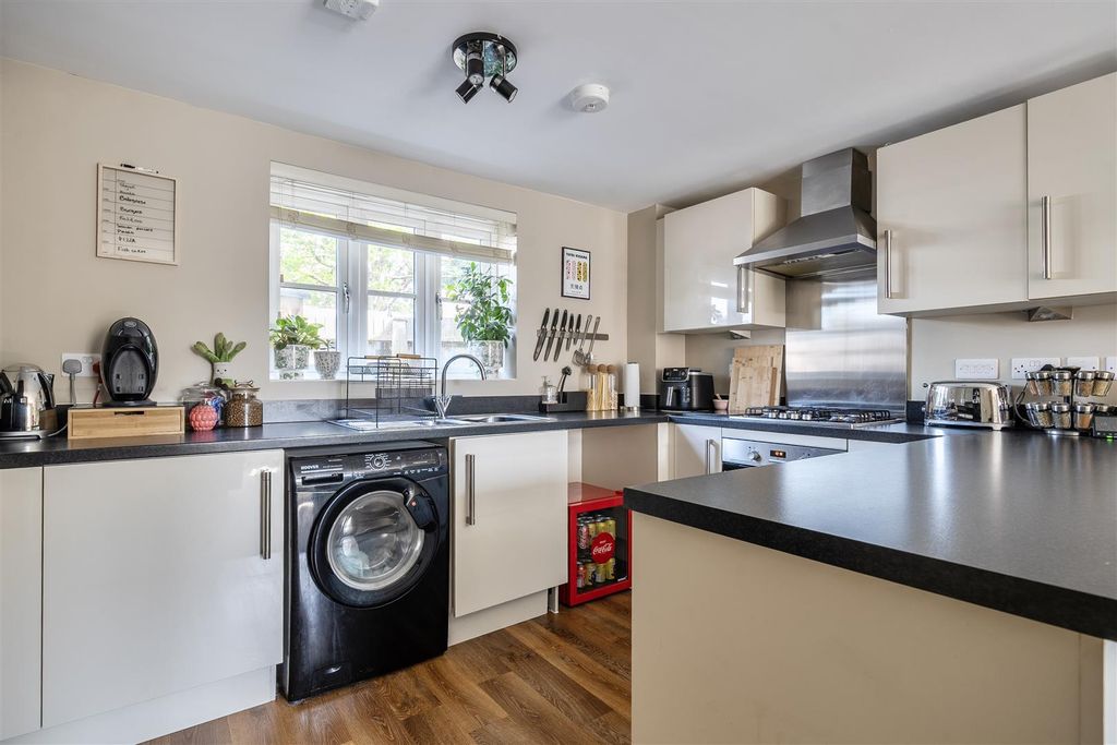 Additional image 3 of 1 bed flat for saleCochran Avenue, Chippenham SN15