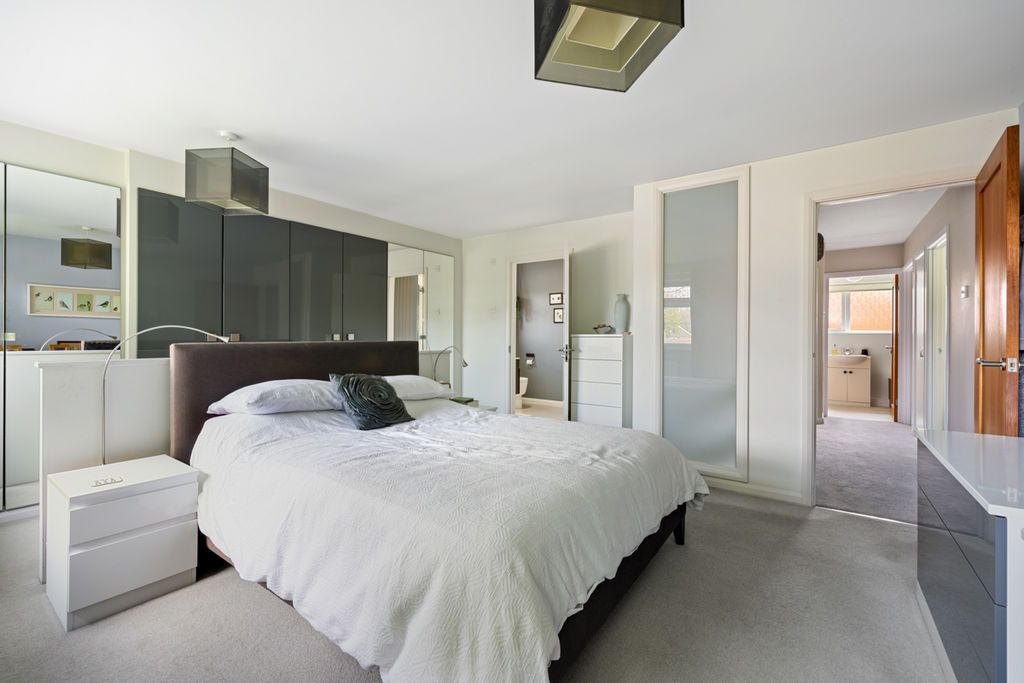Additional image 20 of 4 bed detached house for saleLincoln Green, Chichester PO19
