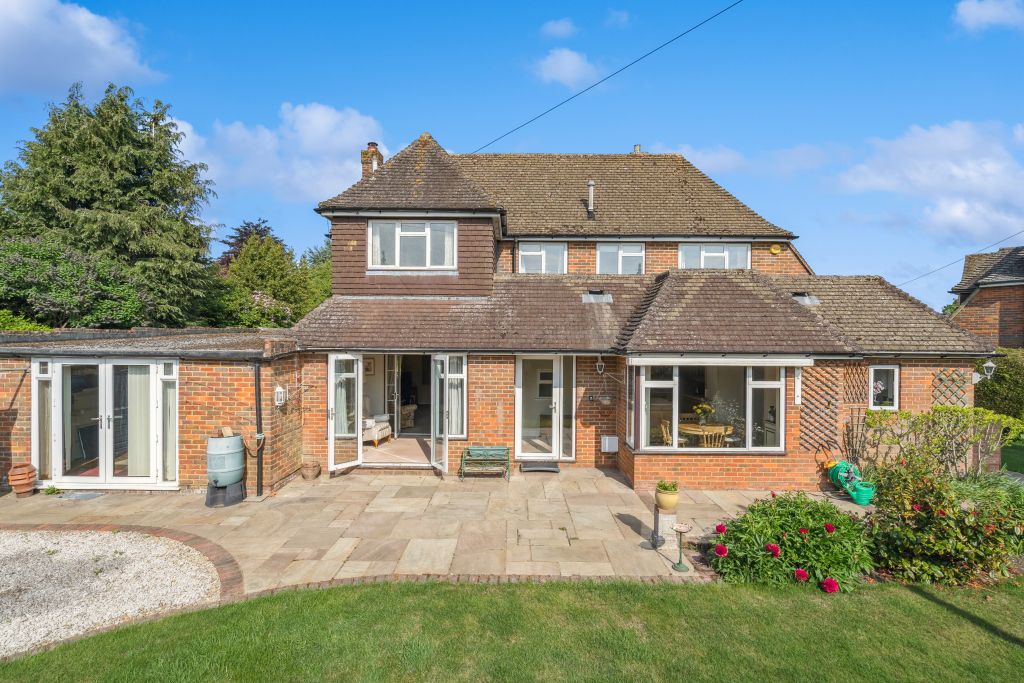 Additional image 15 of 4 bed detached house for saleHunters Close, Chesham HP5