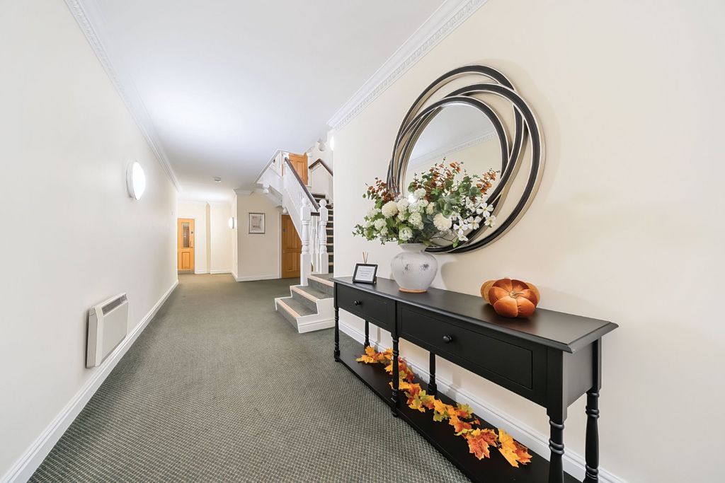 Additional image 16 of 2 bed flat for saleWorsley Grange, Kemnal Road, Chislehurst, Kent BR7
