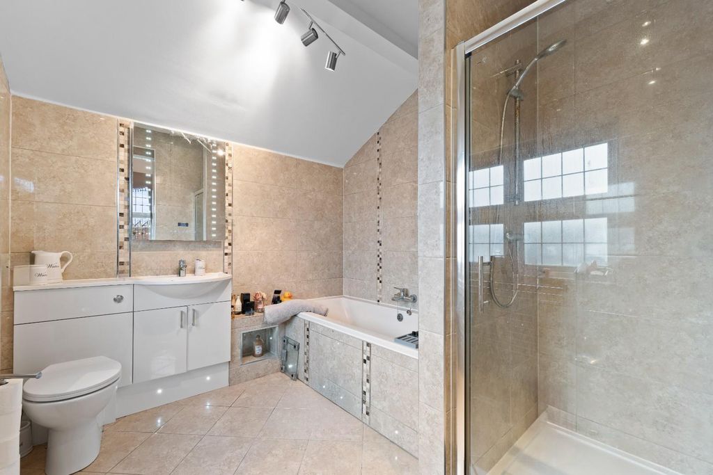 Additional image 18 of 3 bed detached house for saleStation Road, Brimington, Chesterfield S43