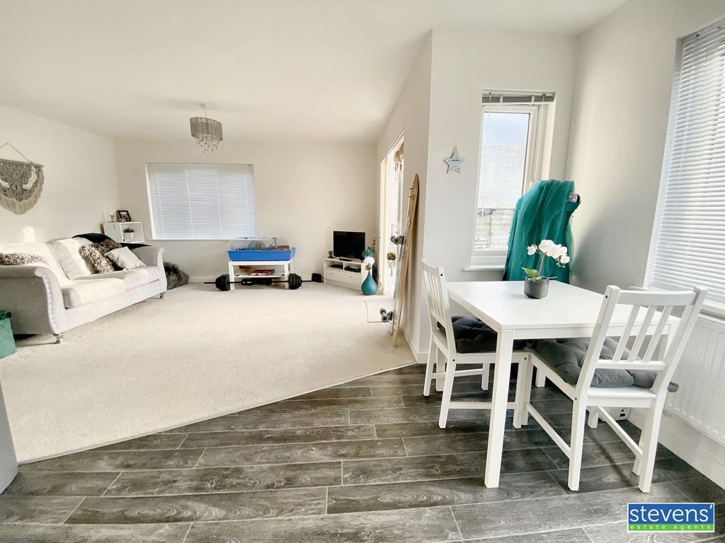 Additional image 3 of 1 bed flat for saleFore Street, North Tawton, Devon EX20