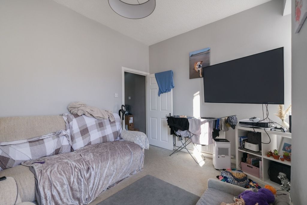 Additional image 2 of 1 bed flat for saleHamilton Street, Larkhall ML9