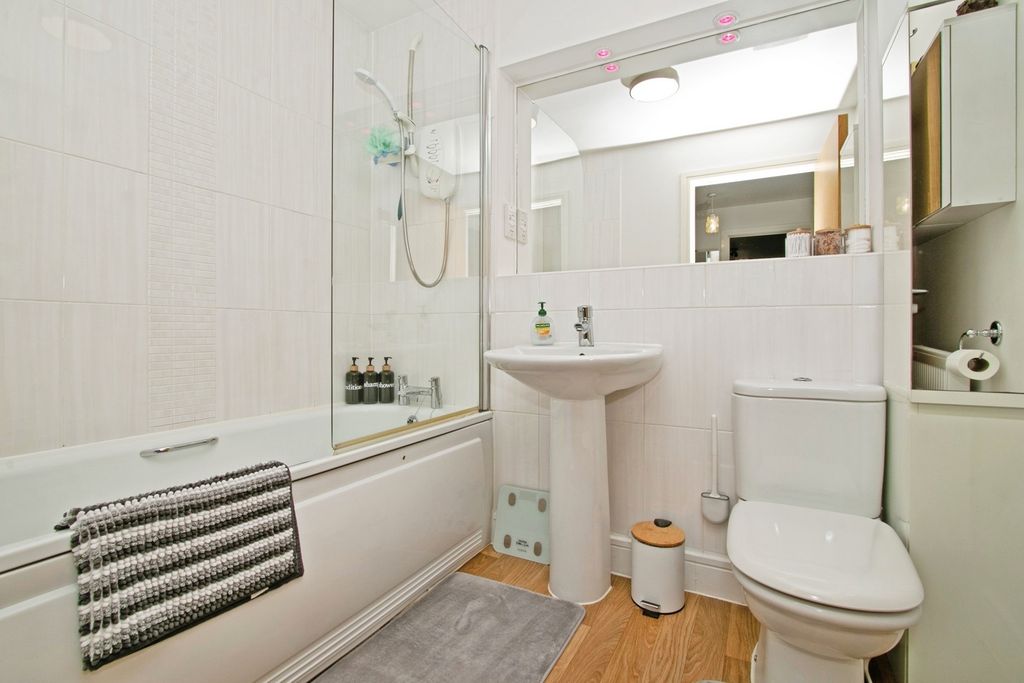 Additional image 14 of 2 bed flat for saleKerrier Way, Camborne, Cornwall TR14