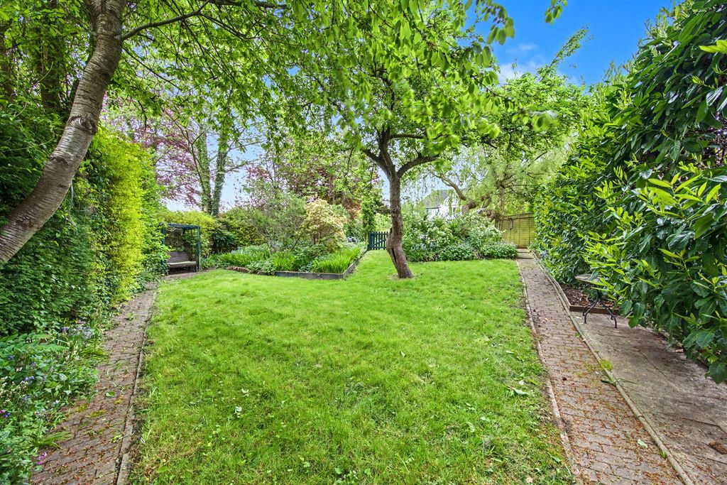 Additional image 42 of 4 bed detached house for saleWhitecotes Lane, Walton, Chesterfield S40