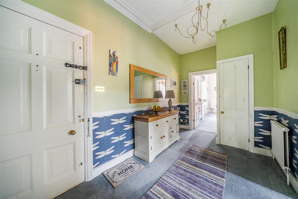 Additional image 9 of 3 bed flat for saleChurch Hill, Camberley GU15