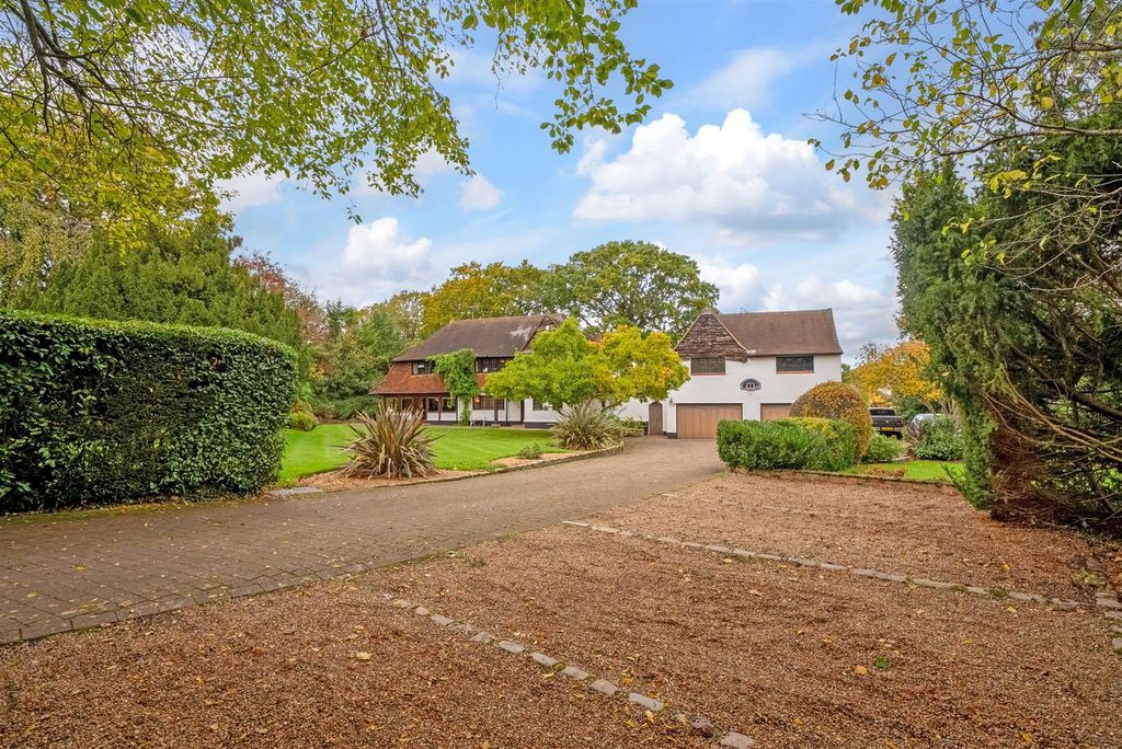 Additional image 8 of 5 bed detached house for saleOakwood Close, Chislehurst BR7