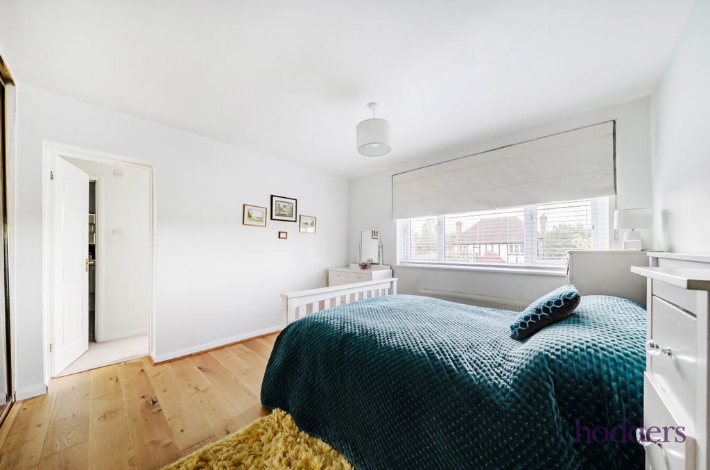 Additional image 12 of 3 bed detached house for saleLittle Green Lane, Chertsey, Surrey KT16