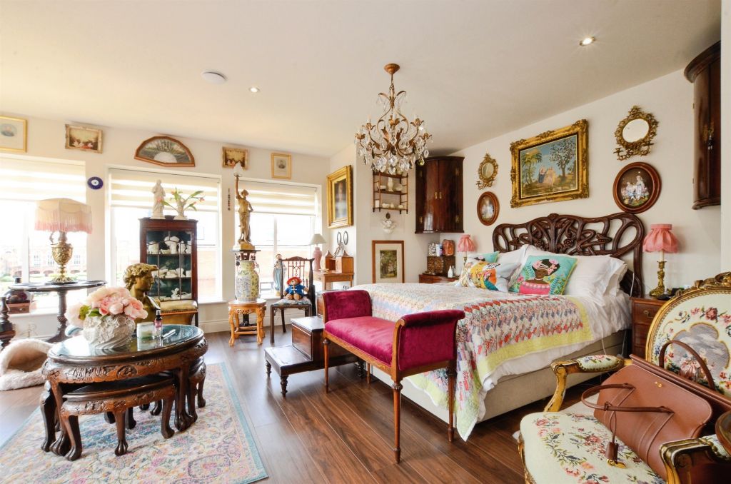 Additional image 5 of 3 bed penthouse for saleMarlborough Drive, Bushey WD23