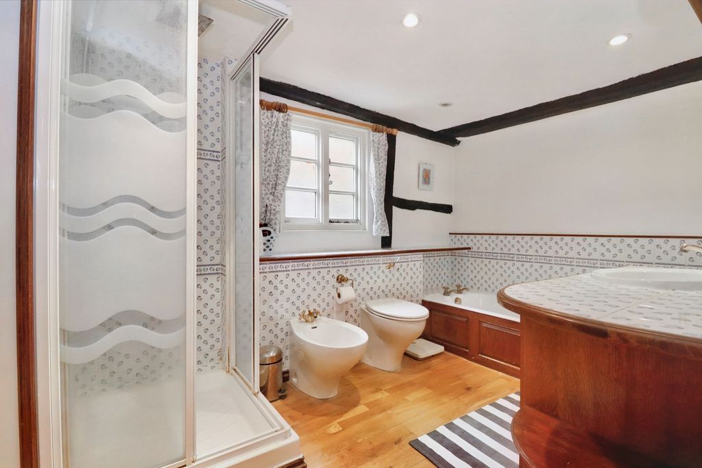 Additional image 18 of 4 bed detached house for saleRobin Hood Lane, Chatham ME5