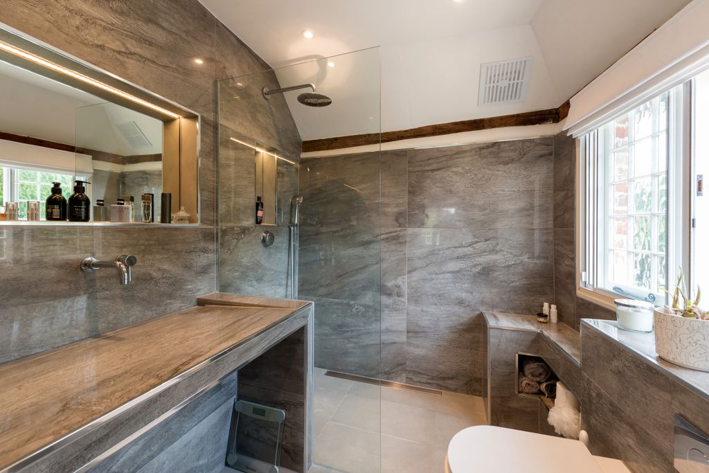 Additional image 21 of 5 bed farmhouse for saleMerton Lane, Canterbury CT4