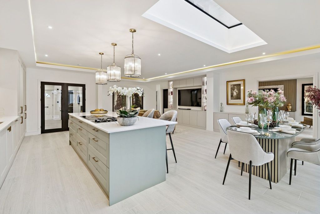 Additional image 3 of 5 bed detached house for saleAldenham Road, Bushey WD23