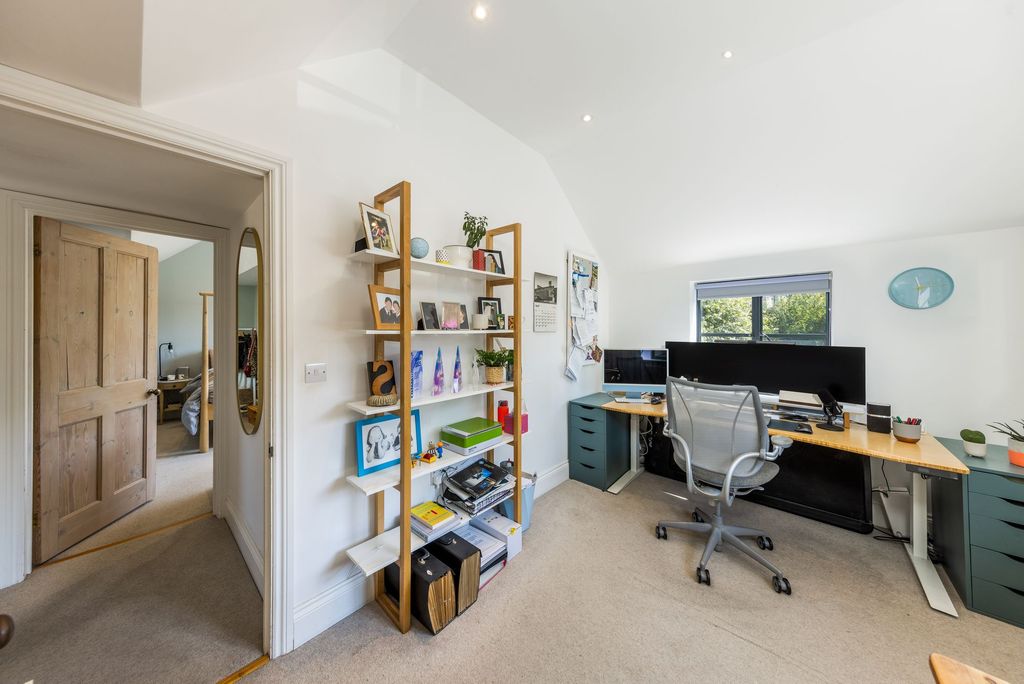 Additional image 20 of 6 bed detached house for saleAlbion Street, Chipping Norton OX7