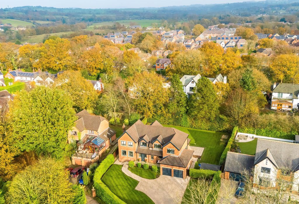 Additional image 66 of 5 bed detached house for saleParkside Drive South, Whittle-Le-Woods, Chorley, Lancashire PR6