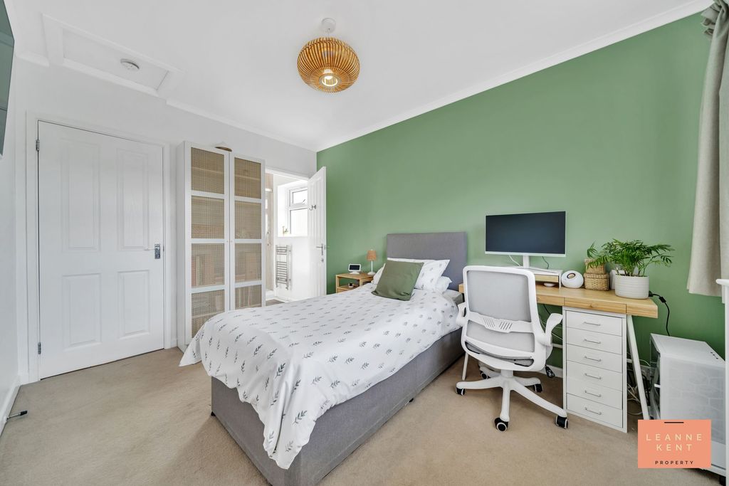 Additional image 17 of 3 bed detached house for salePontygwindy Road, Caerphilly CF83