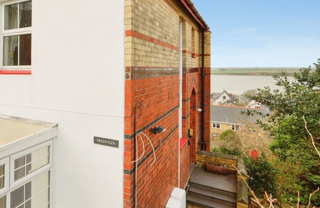 Additional image 41 of 7 bed semi-detached house for saleEngland Road South, Caernarfon LL55